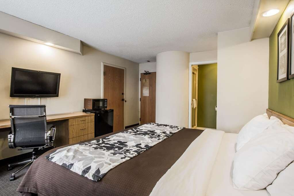 Rodeway Inn Austell Six Flags主图