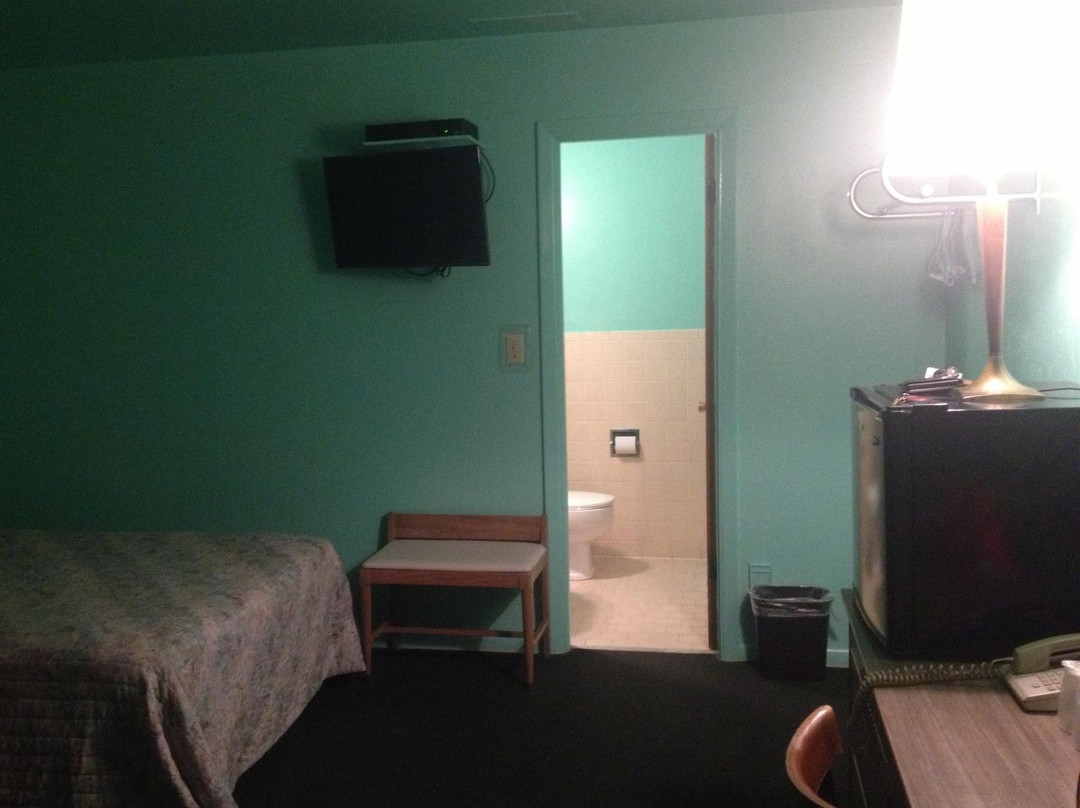 Holiday Motel
