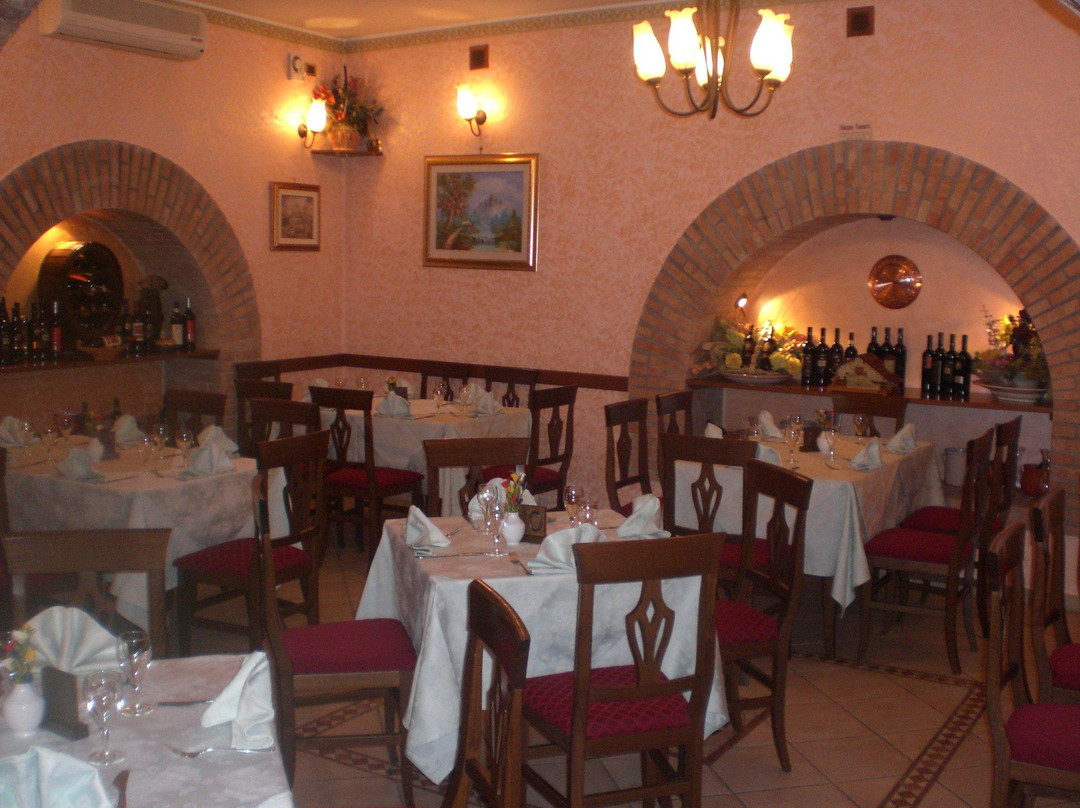 Casole Bruzio餐馆和美食-Antica Osteria Dell'Arco Di De Rosa Luciano