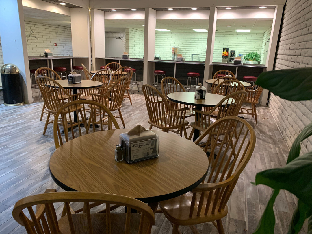 FairBridge Inn & Suites And Outlaw Convention Center主图