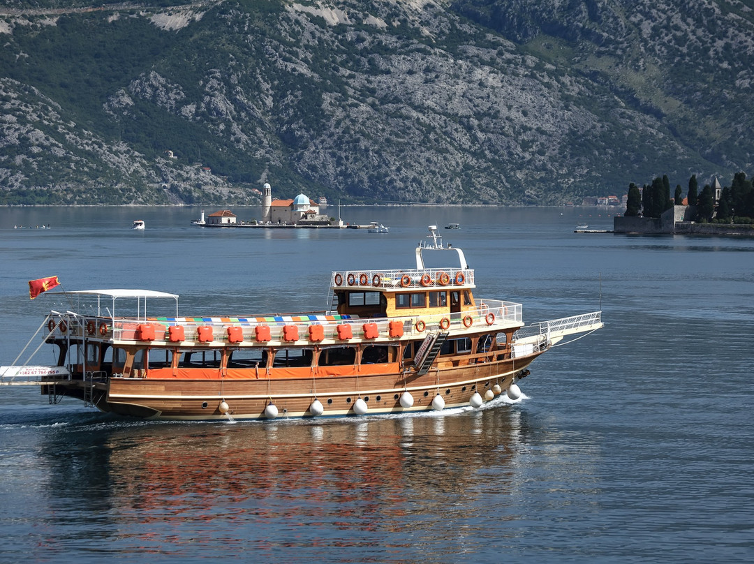 Knez Lipovac Excursions Boka Bay-Tivat必去景点