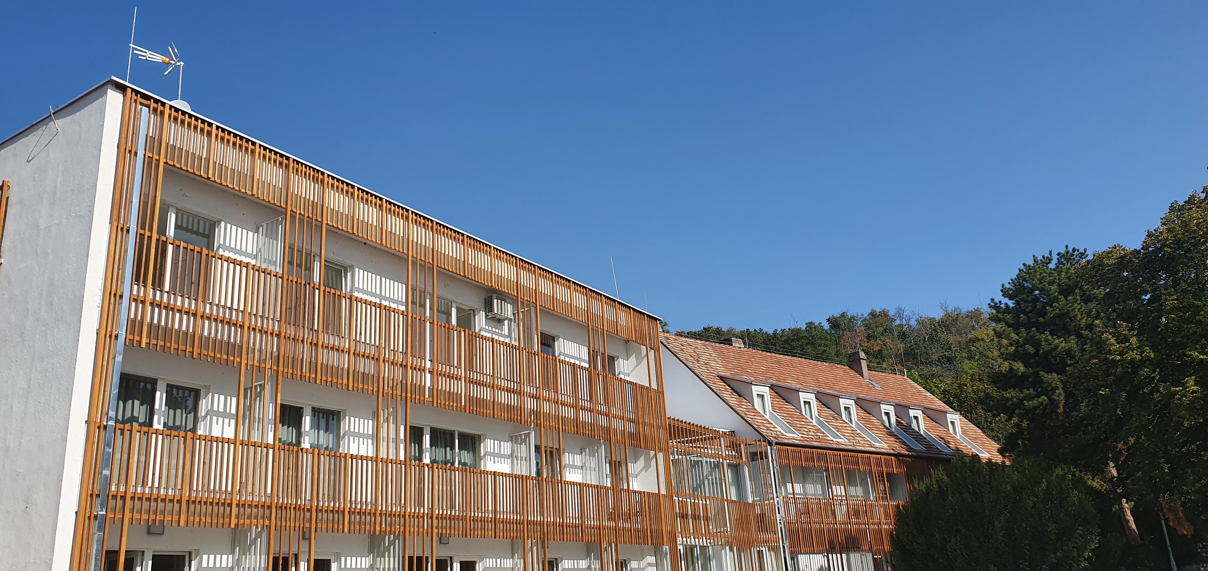 Tihany Yacht Club-官方