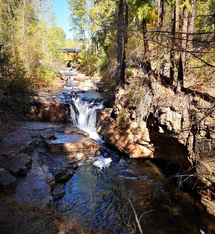 Marysville Falls & Eco Park景点图片