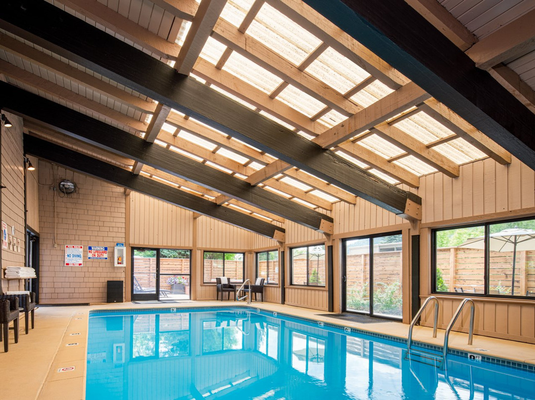 Tamarack Lodge & Resort主图