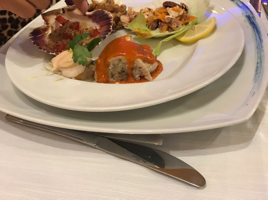 梅利迪安酒店主图