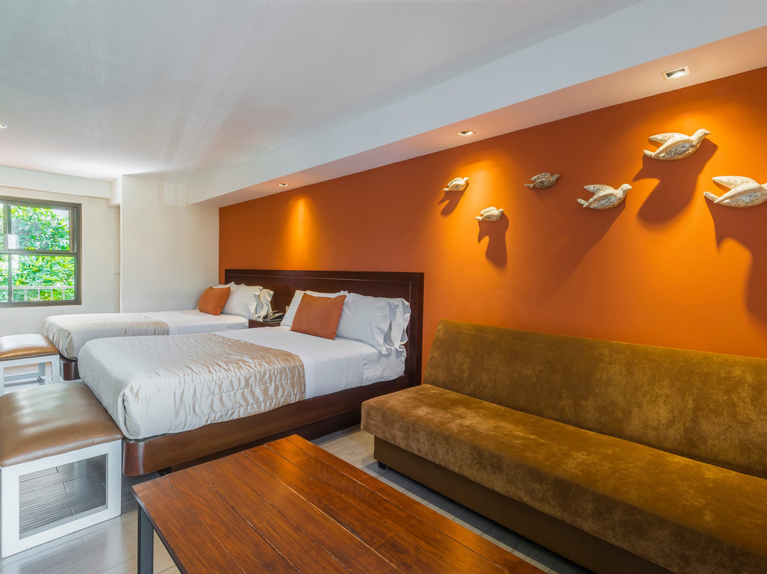 Hotel Puerta Del Sol主图