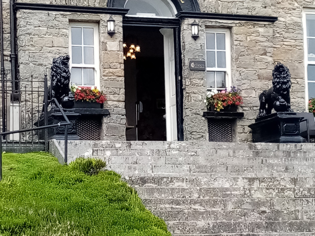 Falls Hotel & Spa主图