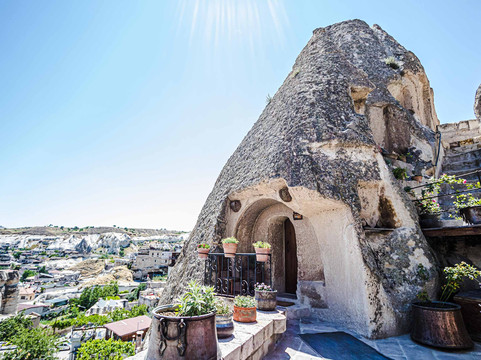 蝴蝶特窟酒店主图