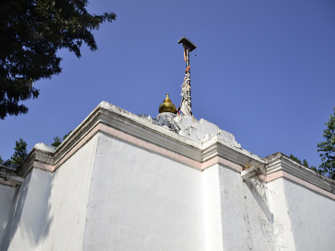 Achal Garh Temple景点图片