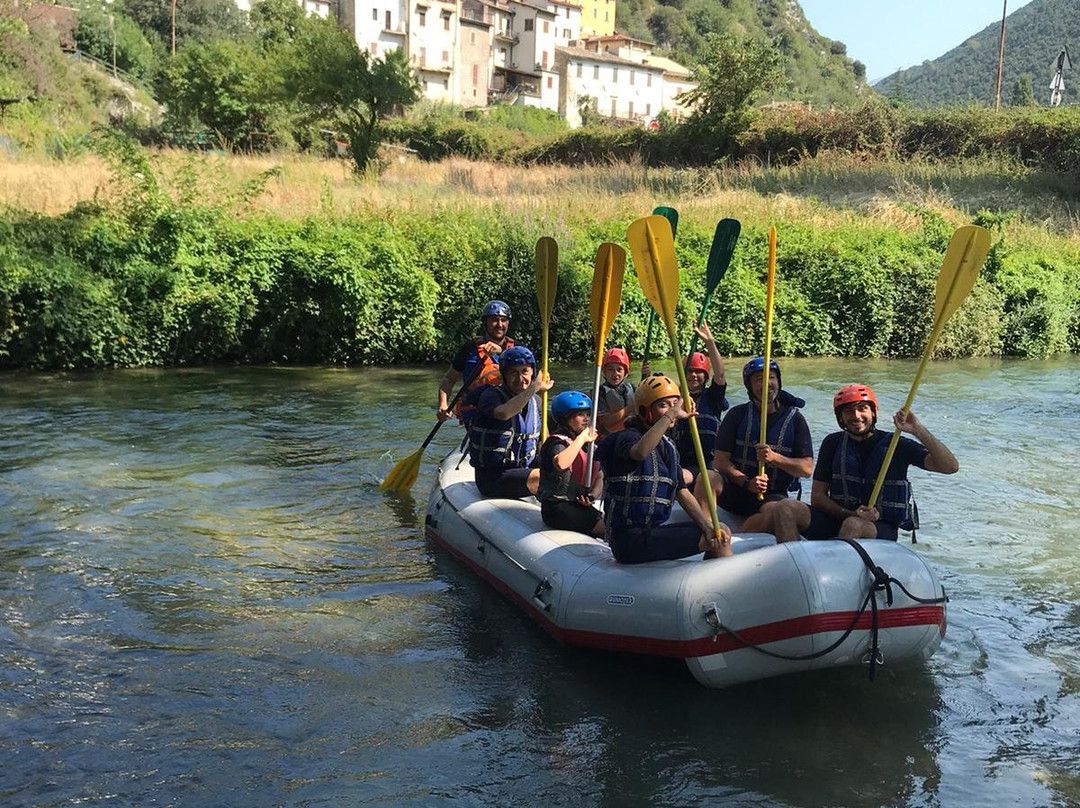 Umbria rafting and canoe景点图片