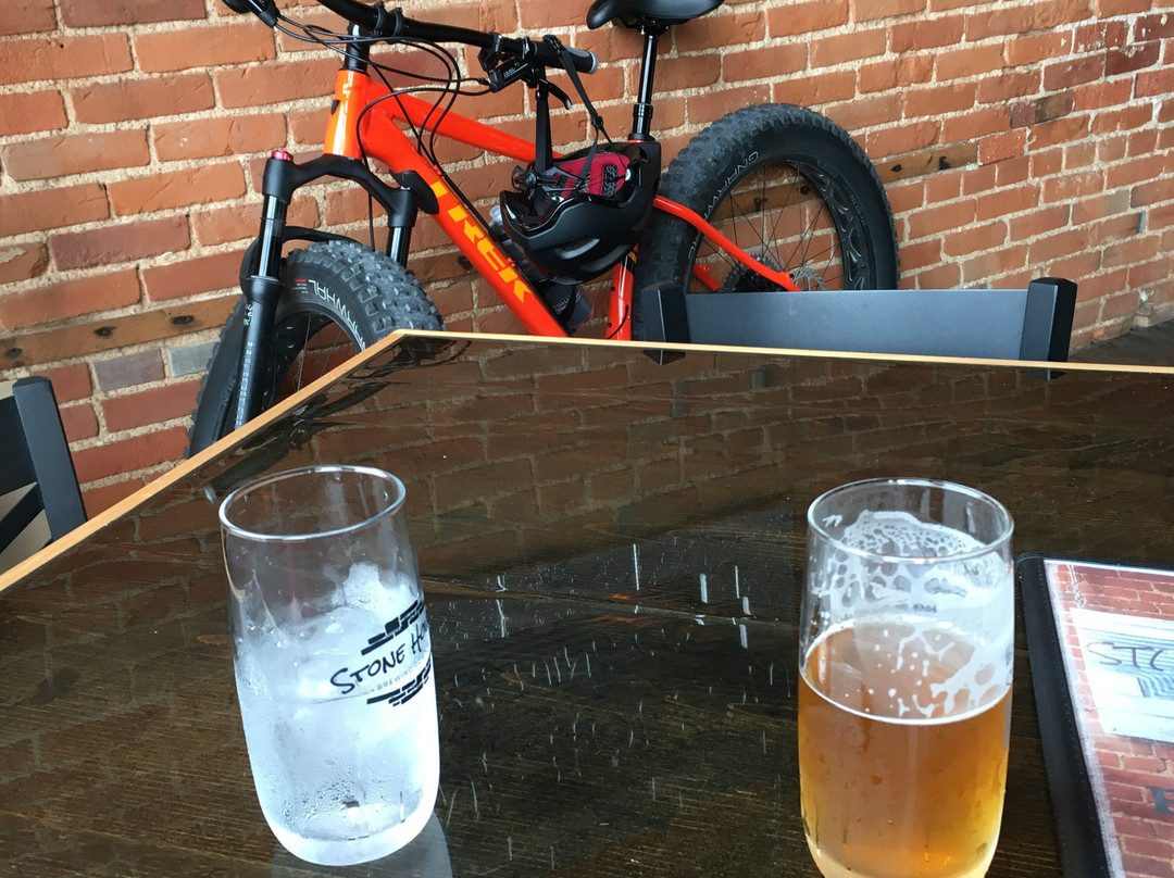 Stone Hollow Brewing Company