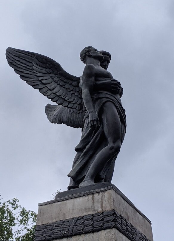 Bearsden War Memorial-Bearsden必去景点