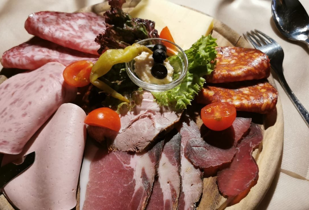 多罗米特诺夫酒店主图