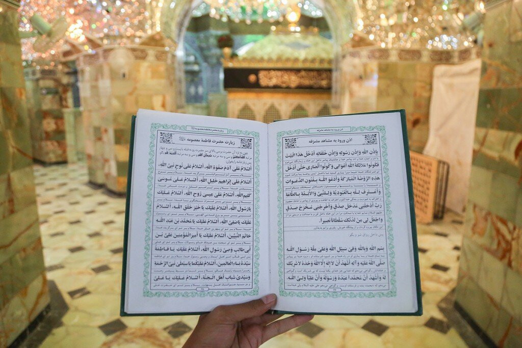 Fatima Masumeh Shrine-Qom必去景点