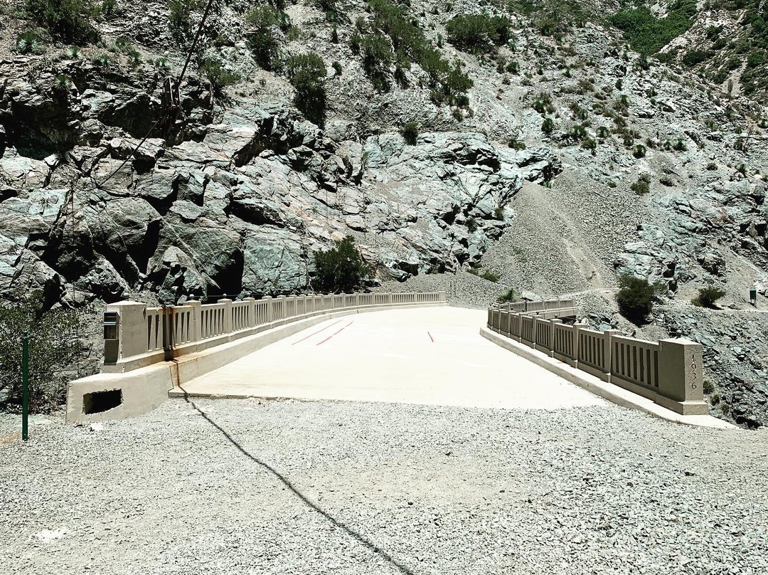 Bridge To Nowhere景点图片