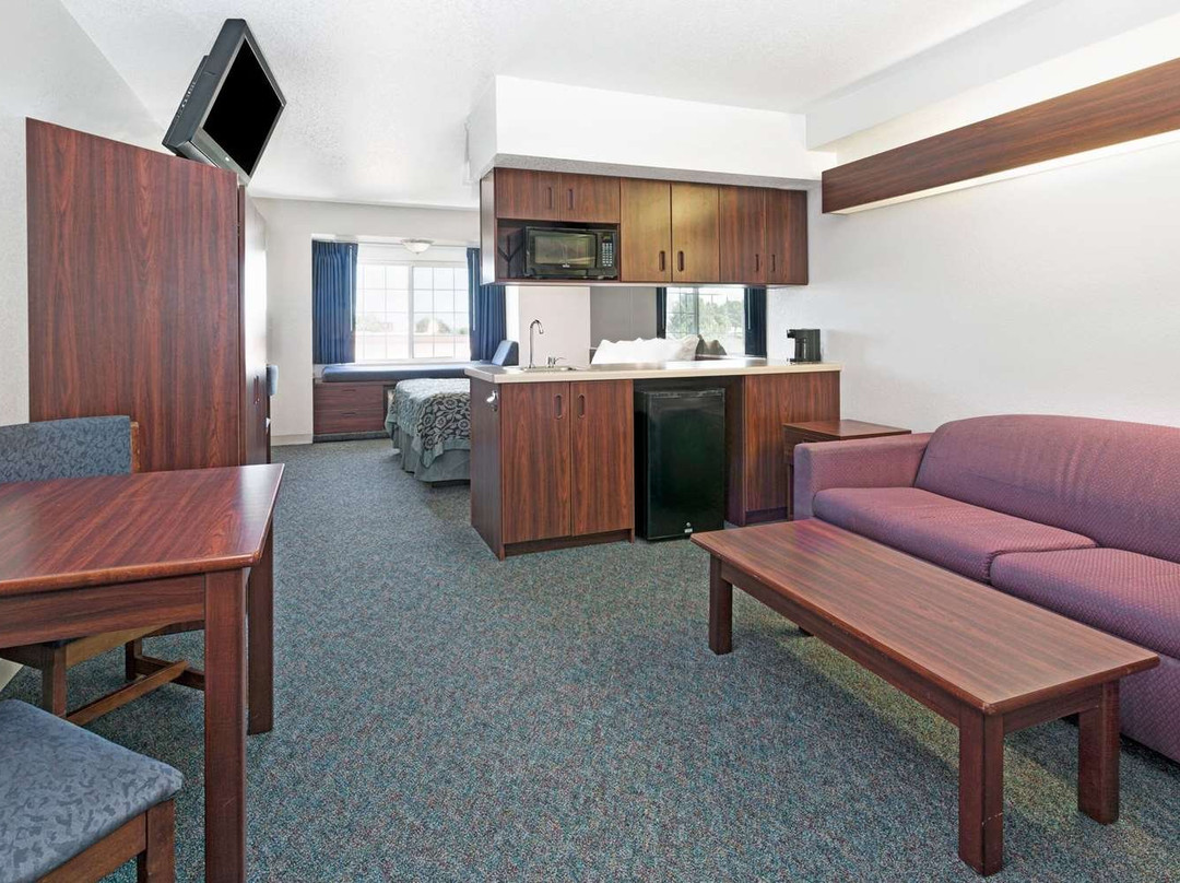 Days Inn by Wyndham Greeley主图