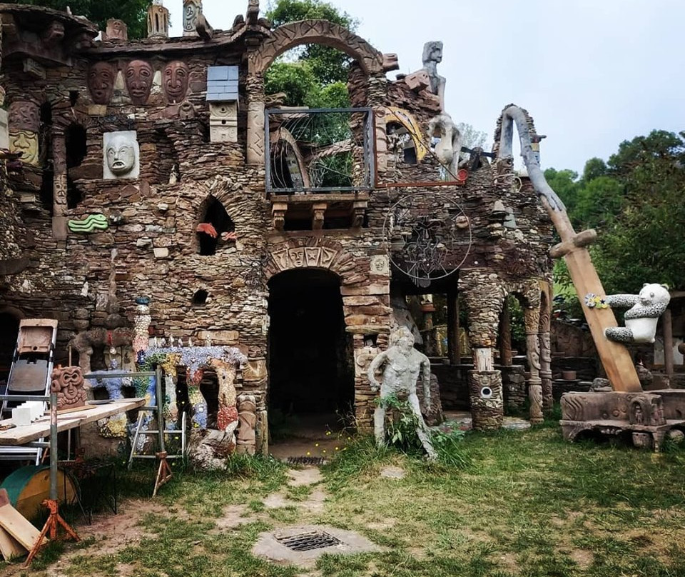 Arts Buissonniers Outsider Art museum-Saint-Sever-du-Moustier必去景点