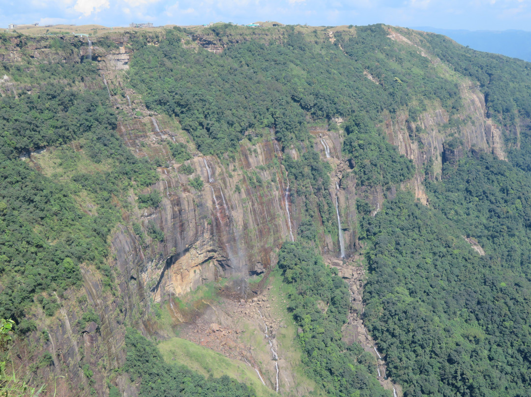 Nohsngithiang (Seven Sisters) Falls景点图片