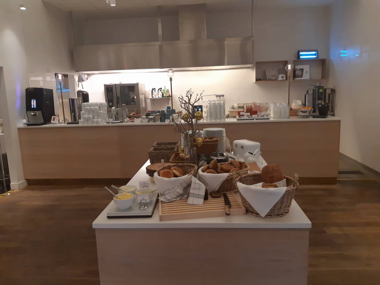 瑞典精英酒店-餐饮