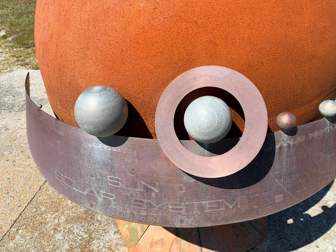Solar System Sculpture-Stanley必去景点