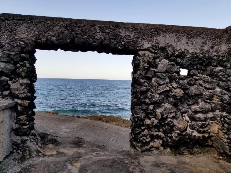 Puerto Hermina Beach-Quebradillas必去景点