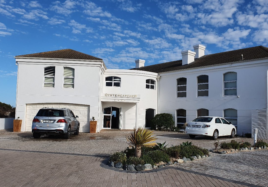 Oystercatcher Lodge主图