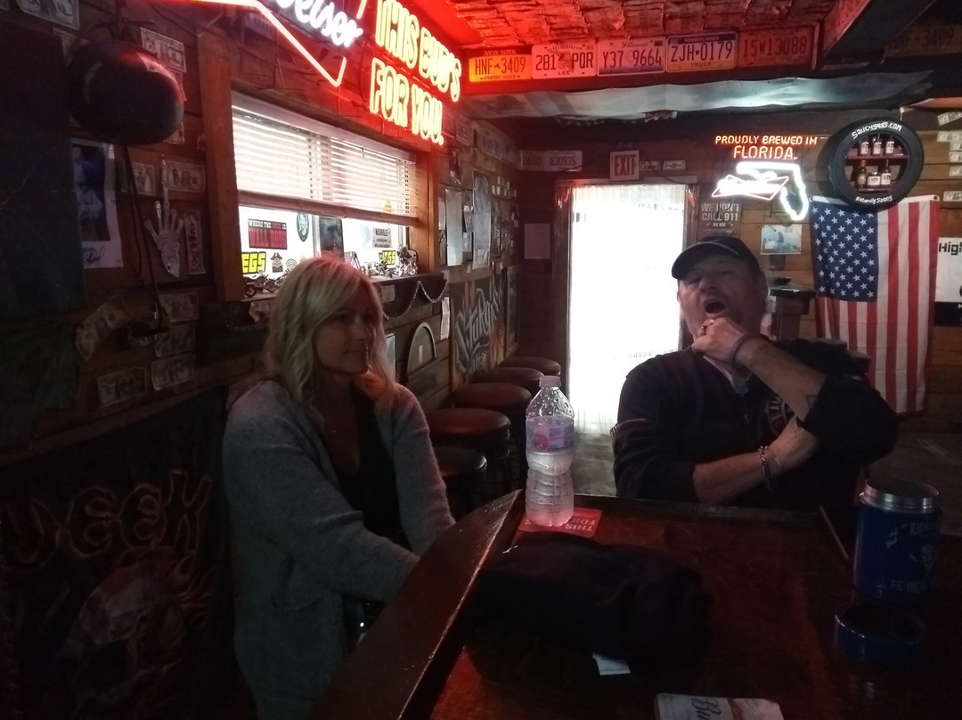 World Famous Ridehard Saloon-布雷登顿必去景点