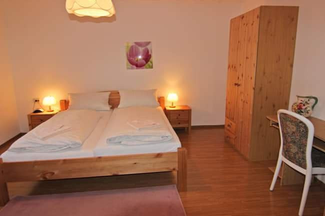 Estenfeld Pension主图