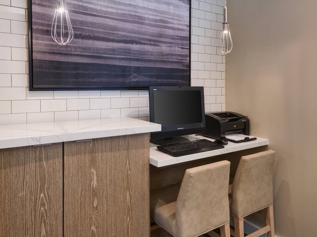 Residence Inn by Marriott State College主图