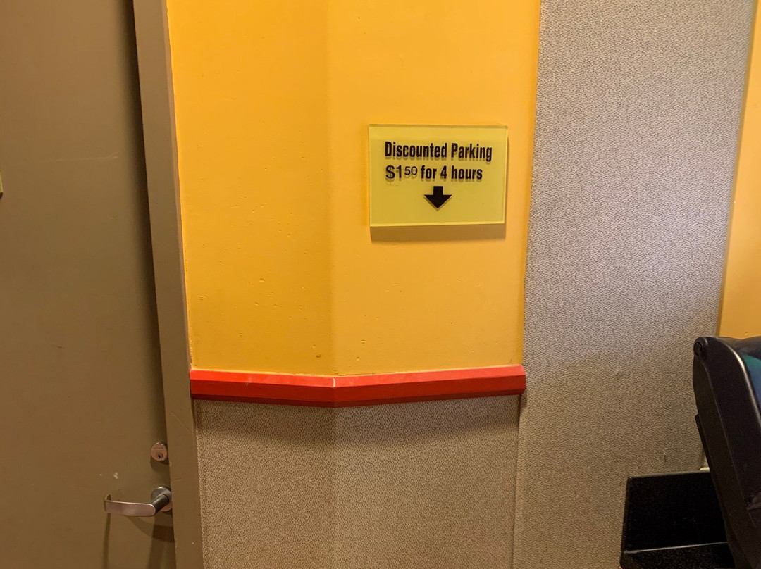 AMC Theatres-埃默里维尔必去景点