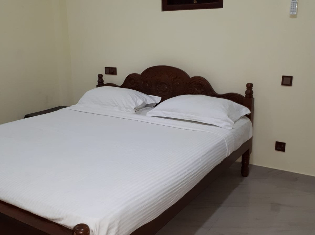 White Isle Hotel主图