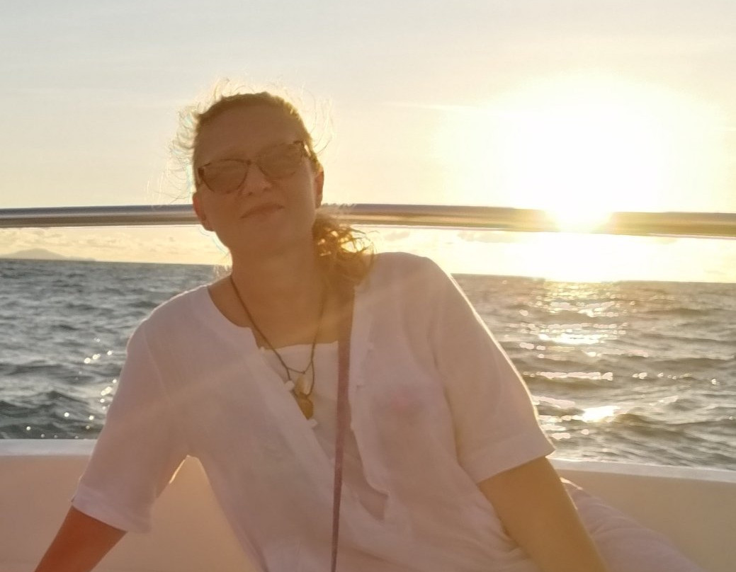 no longer available..................-Jolly Harbour必去景点