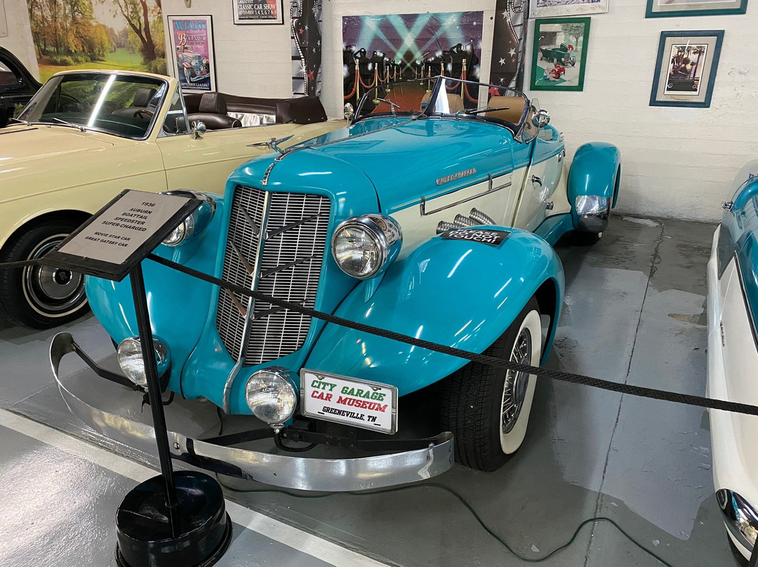 City Garage Car Museum景点图片