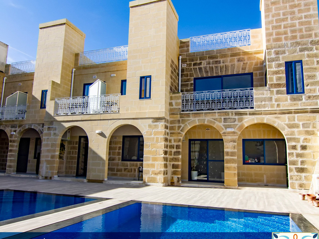 Fiftyfour West Boutique Living主图