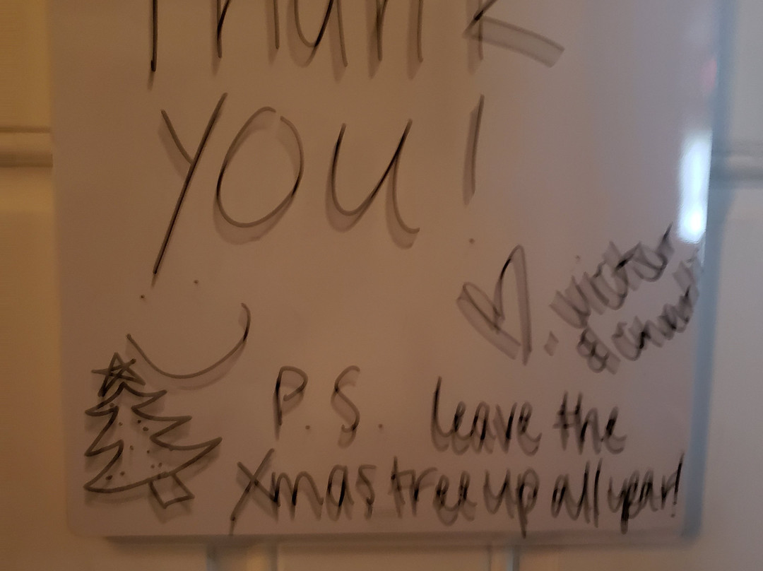 Breezy Oaks Farm House Bed & Breakfast主图