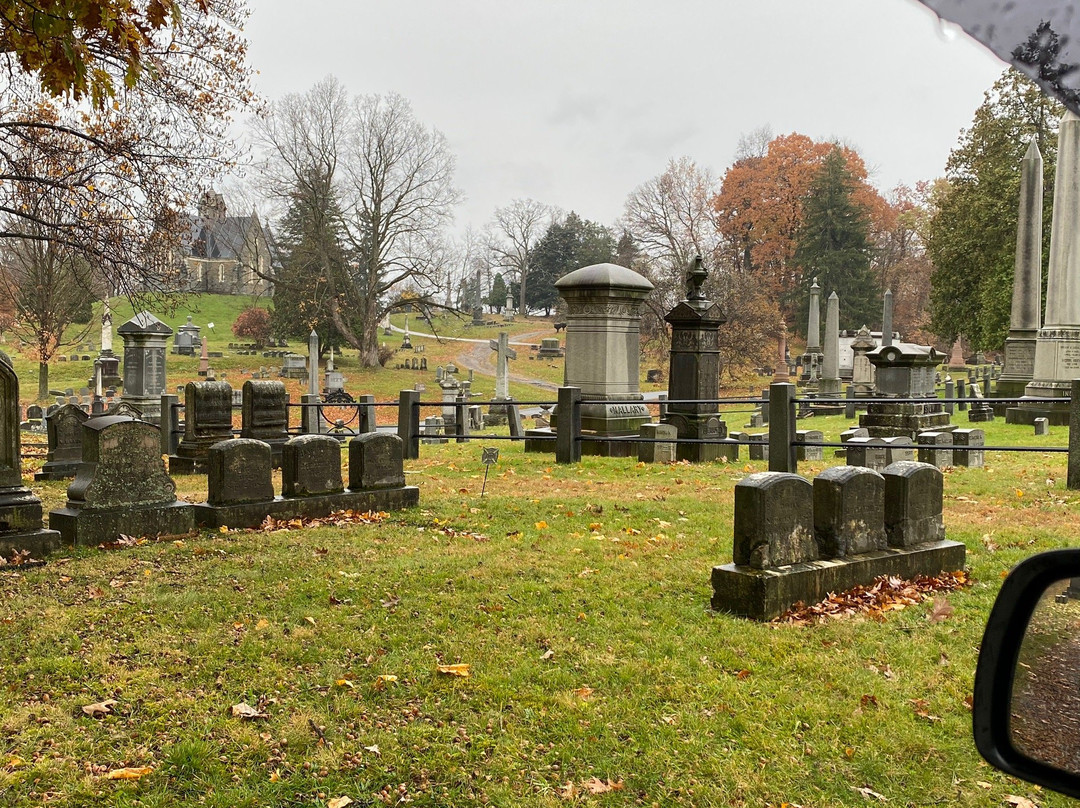 Oakwood Cemetery景点图片