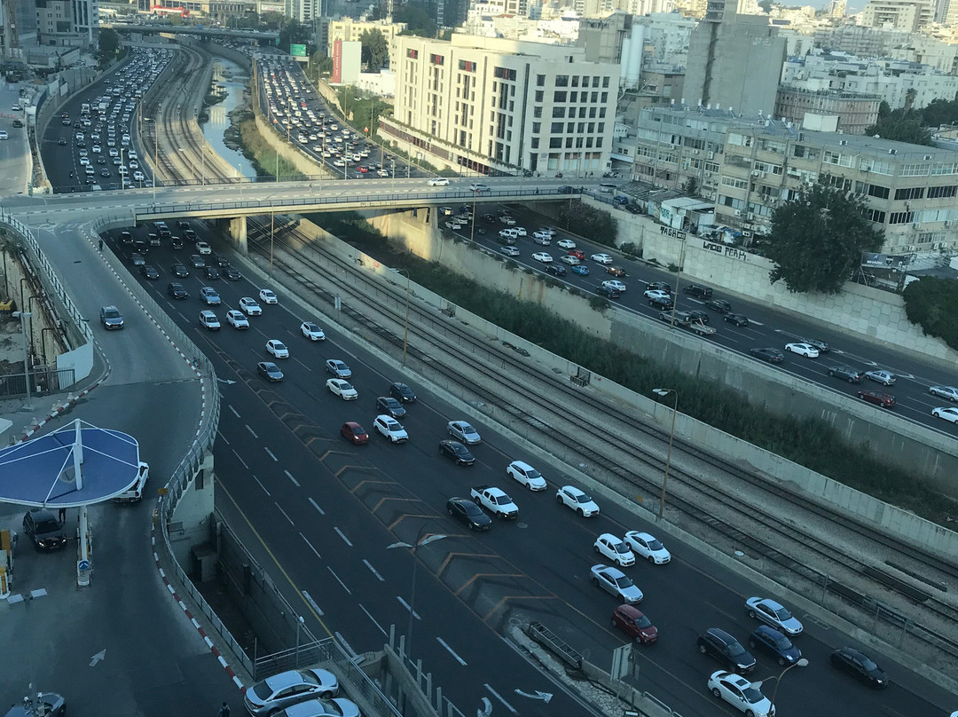 特拉维夫中心皇冠假日酒店主图