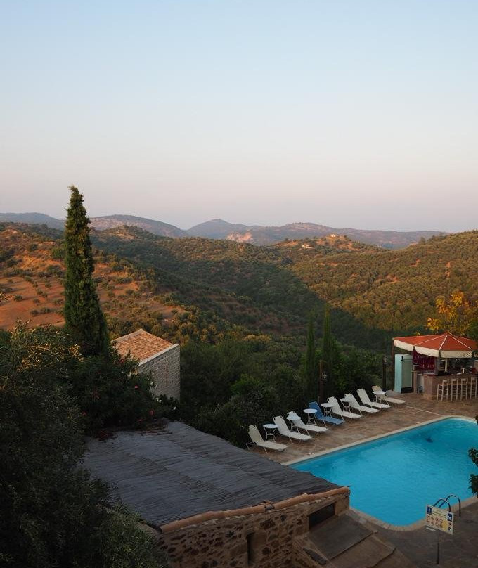 Pyrgos Petropoulaki主图