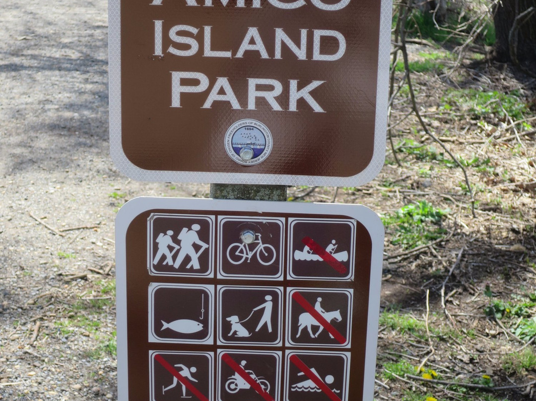 Edgewater Park旅游景点-Amico Island Park