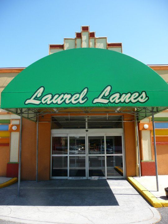Laurel Lanes and Brewsters Pub景点图片