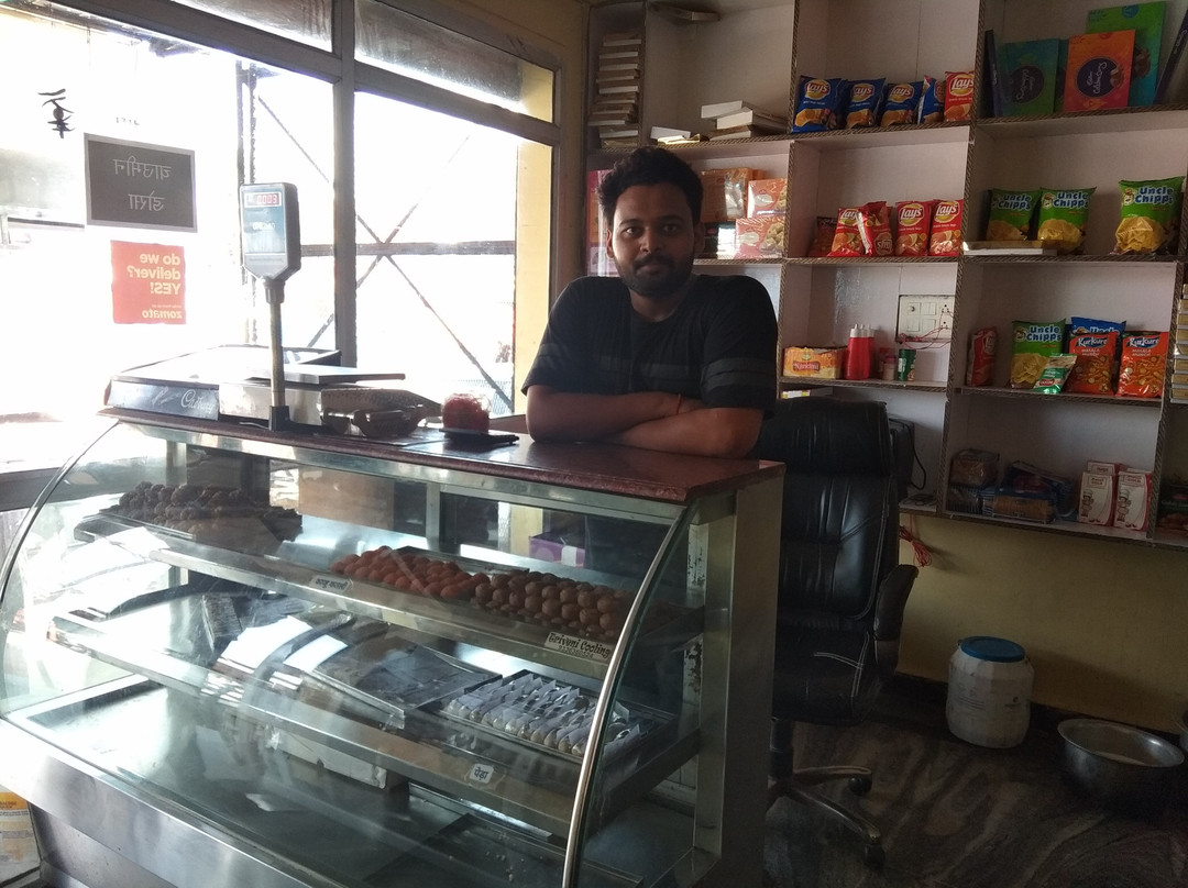 Hotel Raj & Restaurants主图