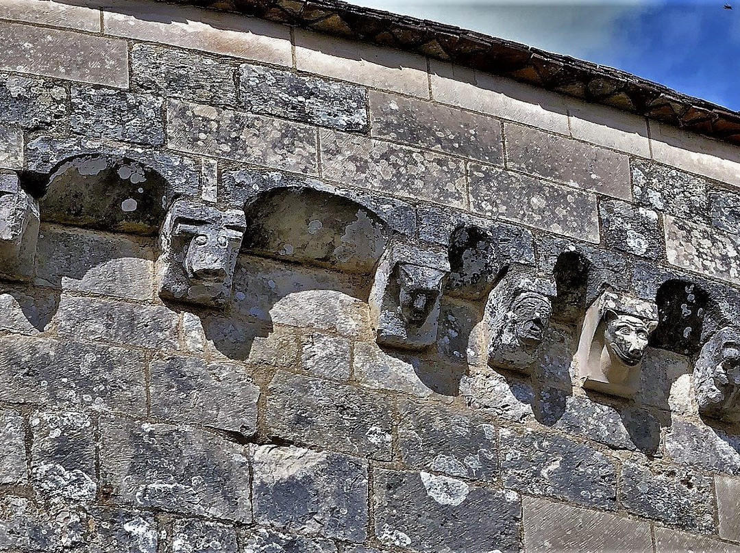 Eglise Saint-Pierre景点图片