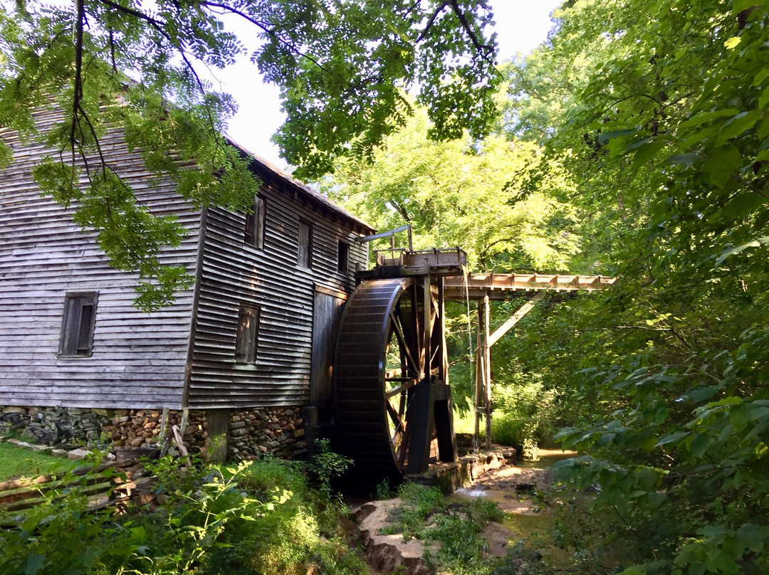 Hagood Mill Historic Site景点图片