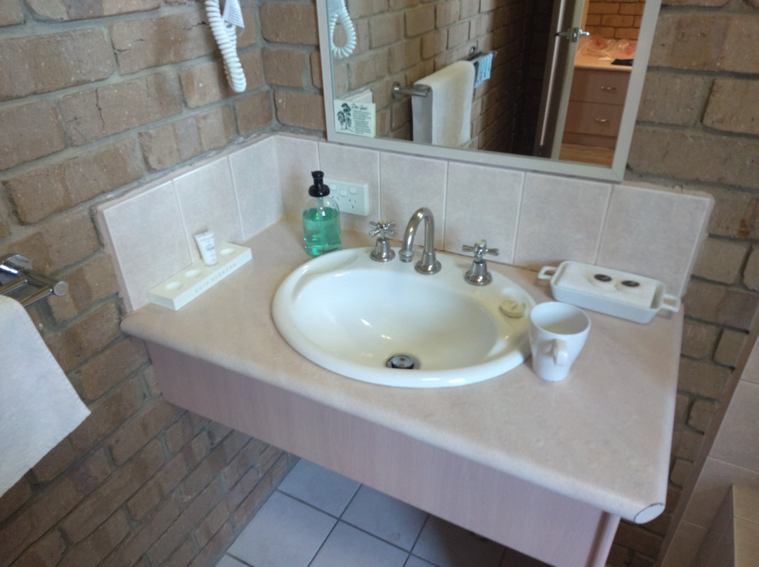 康纳汽车旅馆主图