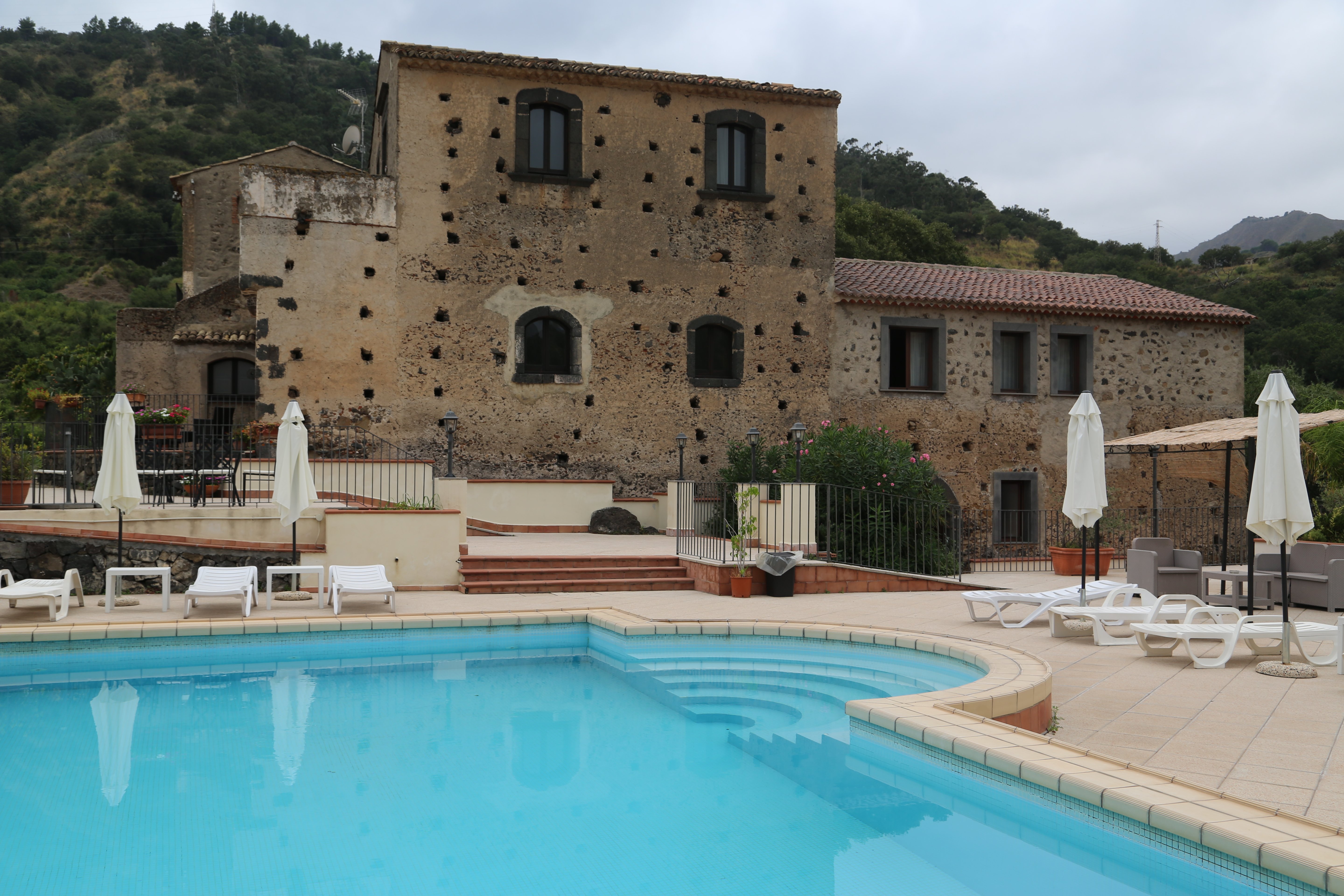 Resort Il Borgo-泳池