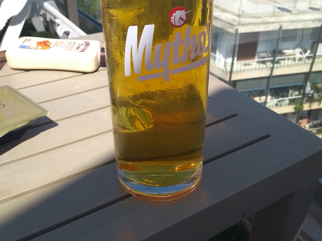 艾曼狄纳酒店主图