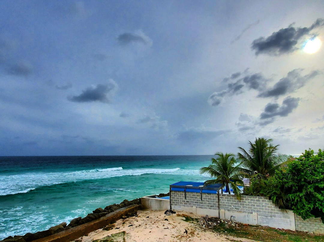 Dover Beach Hotel主图