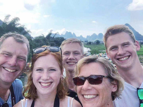 查尔斯桂林旅游-桂林市必去景点