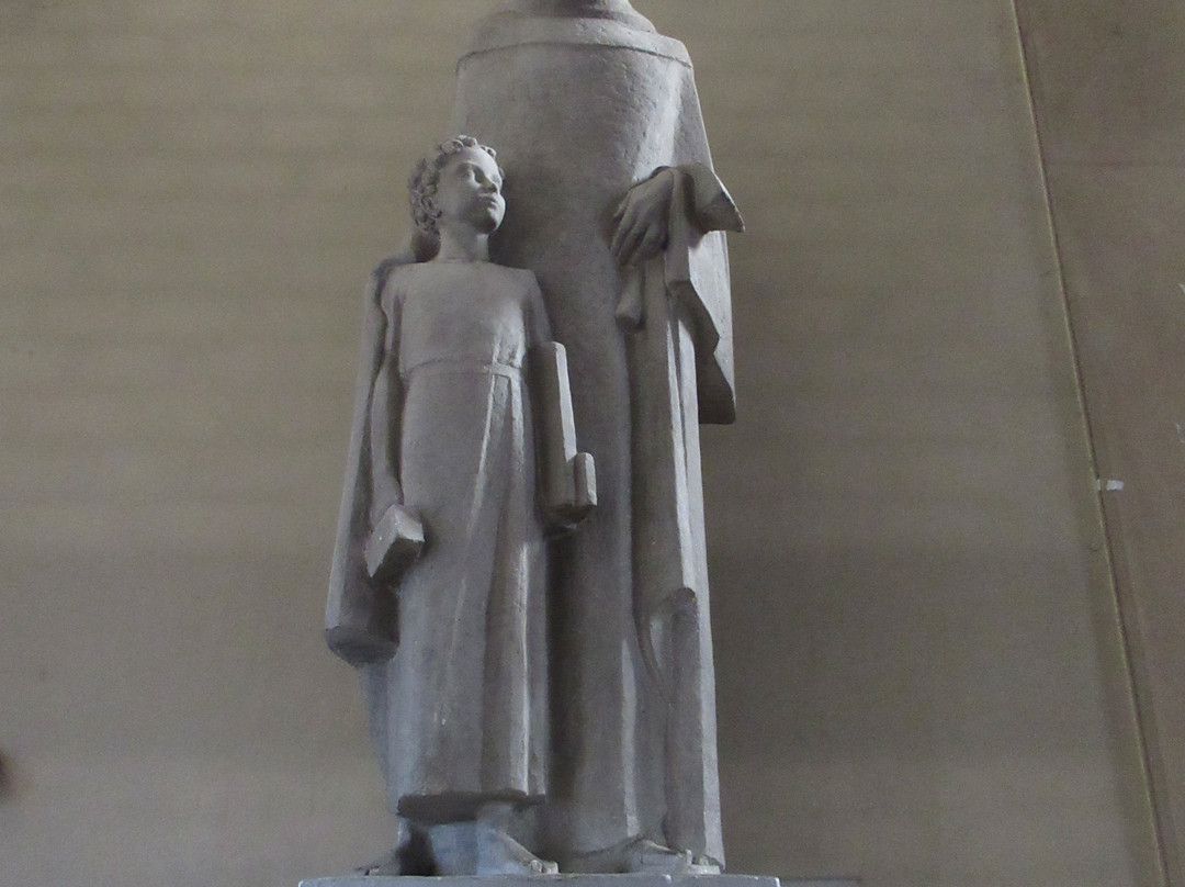 Église Saint-Charles-布朗梅尼尔必去景点