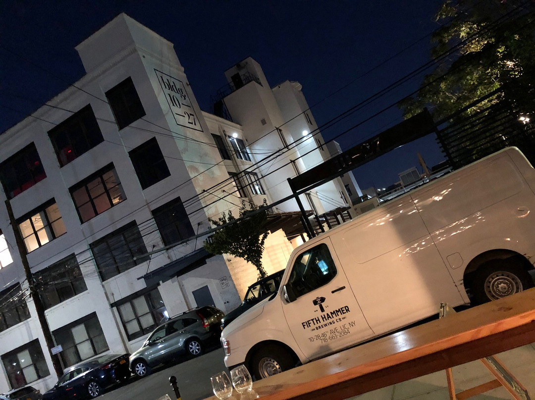 Fifth Hammer Brewing-长岛市必去景点